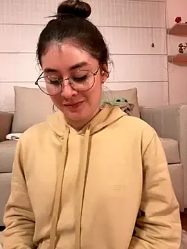 Stripchat Free Porn Cam of Sharon_07