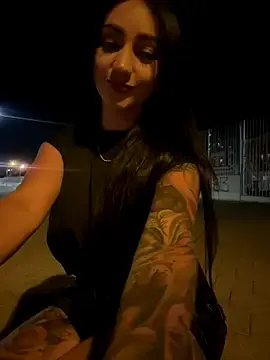 Stripchat Sex Cam of Ninabigtitied