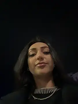 Stripchat Adult Webcam of Ninabigtitied