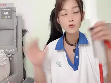 Stripchat Live Sex Cam of yueyue2003