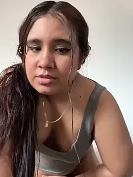 Stripchat Free Live Porn of melyescobar