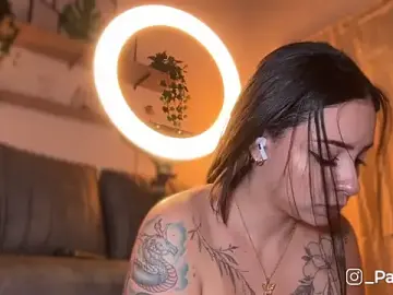 Stripchat Free Live Porn of Paulah_x