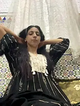 Stripchat Live Porn of Noura69