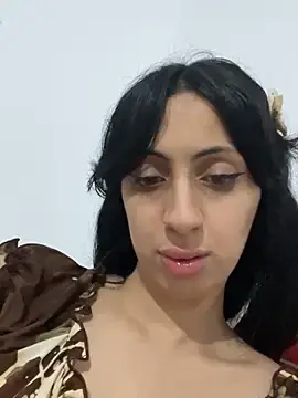 Stripchat Live Sex Cam of Noura69