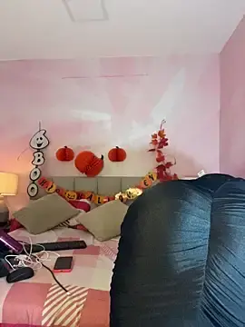 Stripchat Sex Cam of kiim_taaylor