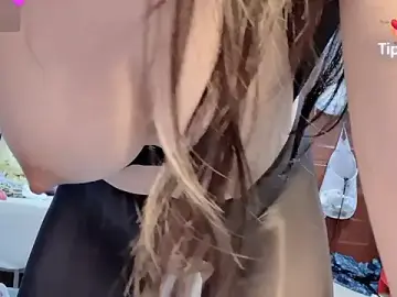 Stripchat Watch Live Sex Cams of aimi-bb