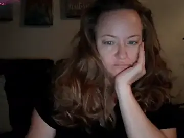 Stripchat Sex Cam of julimonroe