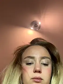Stripchat Live Porn of CherryEmmy