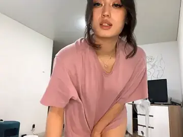 Stripchat Sex Cam of SweetSakuraJane