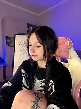 Stripchat Watch Live Sex Cams of YourLittleDevil