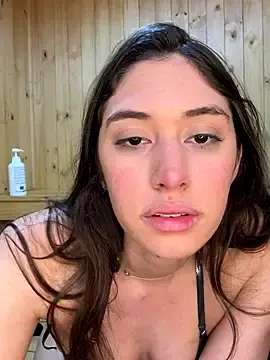 Stripchat Nude Webcam of Barbielatinas