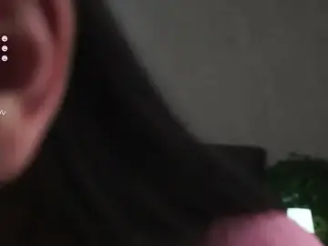 Stripchat Live Sex Cam of Sssonya