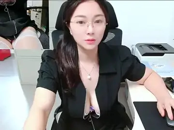 Stripchat Live Porn of OL-Lily