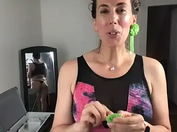 Stripchat Best live sex cam show of BonfireBonnie