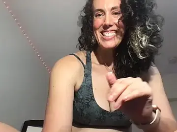 Stripchat Watch Live Sex Cams of BonfireBonnie
