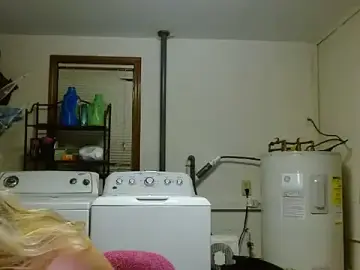 Stripchat Live Porn of missymilf