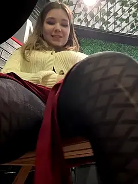 Stripchat Live Sex Cam of PumaShyXD