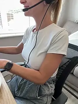 Stripchat Adult Webcam of Phoebe_Lily