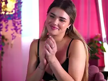 Stripchat Free Live Porn of SaraMiretti