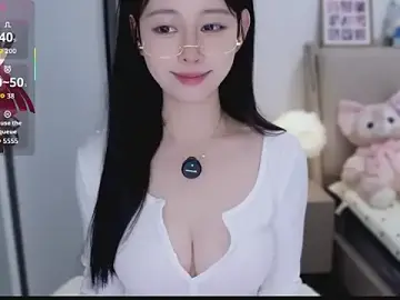 Stripchat Watch Live Sex Cams of Yoyuyuy