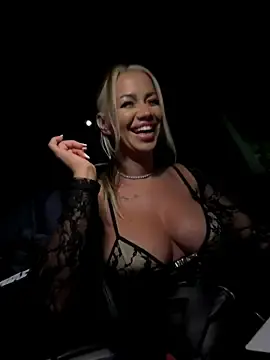 Stripchat Live Sex of KirstieVegas